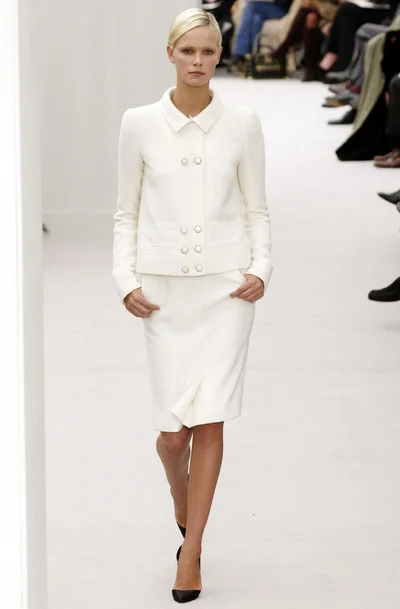 Look 3